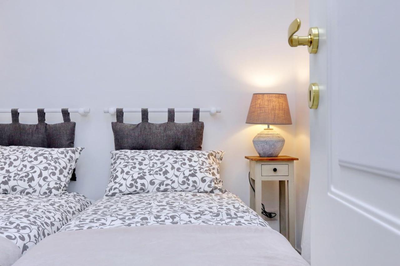 Monti Charming Apartment - Rome Short Let Service Eksteriør billede