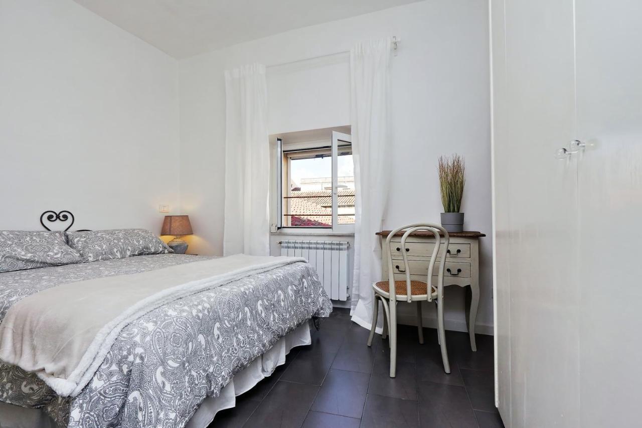 Monti Charming Apartment - Rome Short Let Service Eksteriør billede