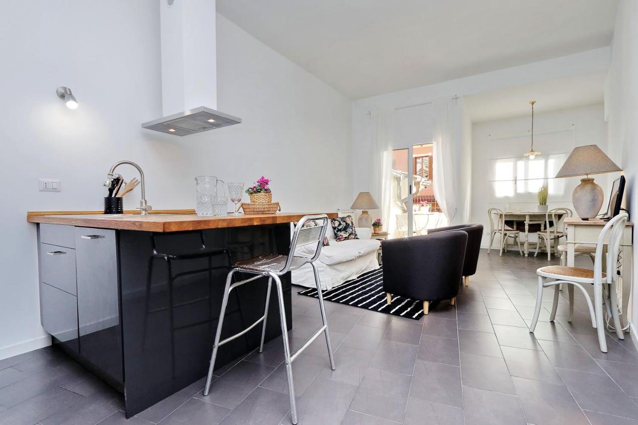 Monti Charming Apartment - Rome Short Let Service Eksteriør billede